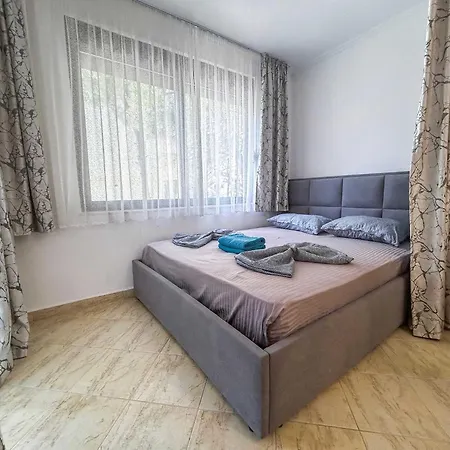 1 Bedroom 675